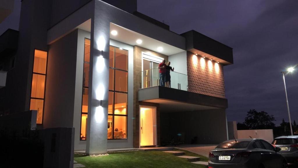 Casa Luxo Com Piscina A 500 Metros Da Praia ฟลอเรียนอโปลิส ภายนอก รูปภาพ