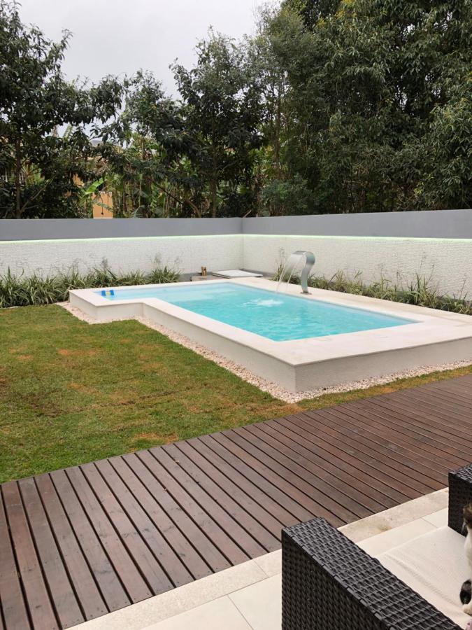 Casa Luxo Com Piscina A 500 Metros Da Praia ฟลอเรียนอโปลิส ภายนอก รูปภาพ
