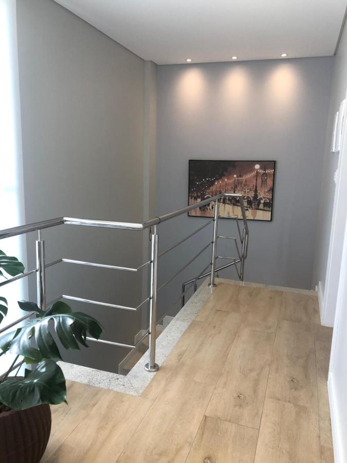 Casa Luxo Com Piscina A 500 Metros Da Praia ฟลอเรียนอโปลิส ภายนอก รูปภาพ